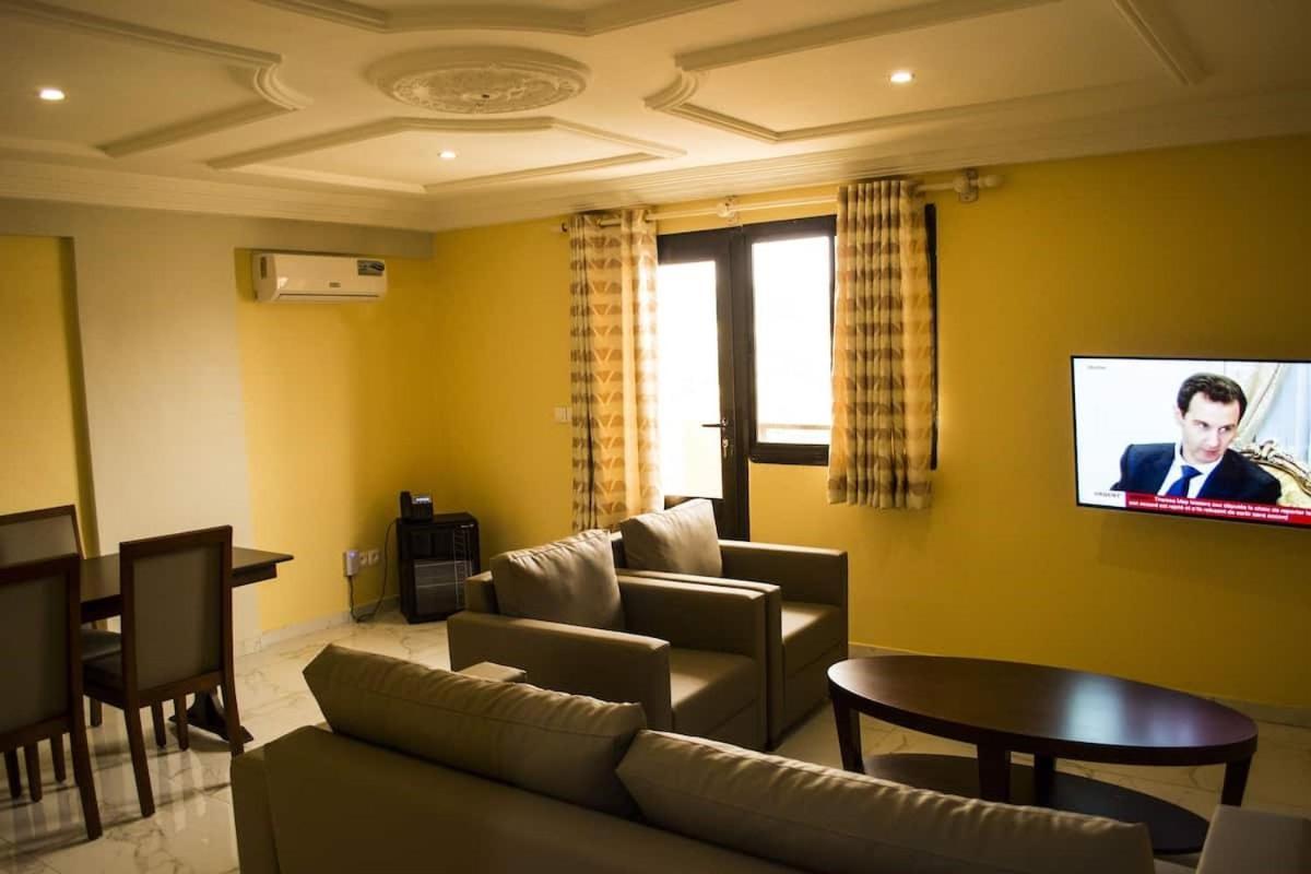 Hotel Jouvence International Yaoundé Exterior foto