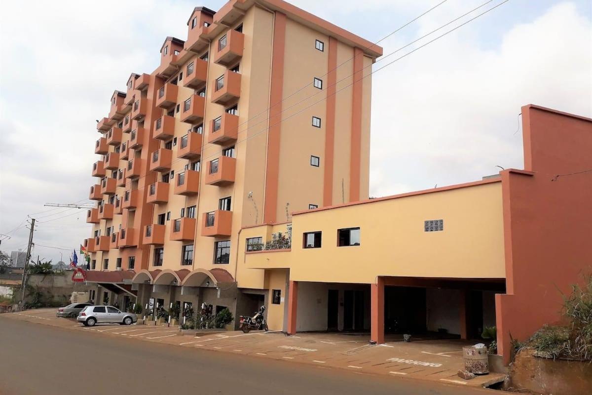 Hotel Jouvence International Yaoundé Exterior foto